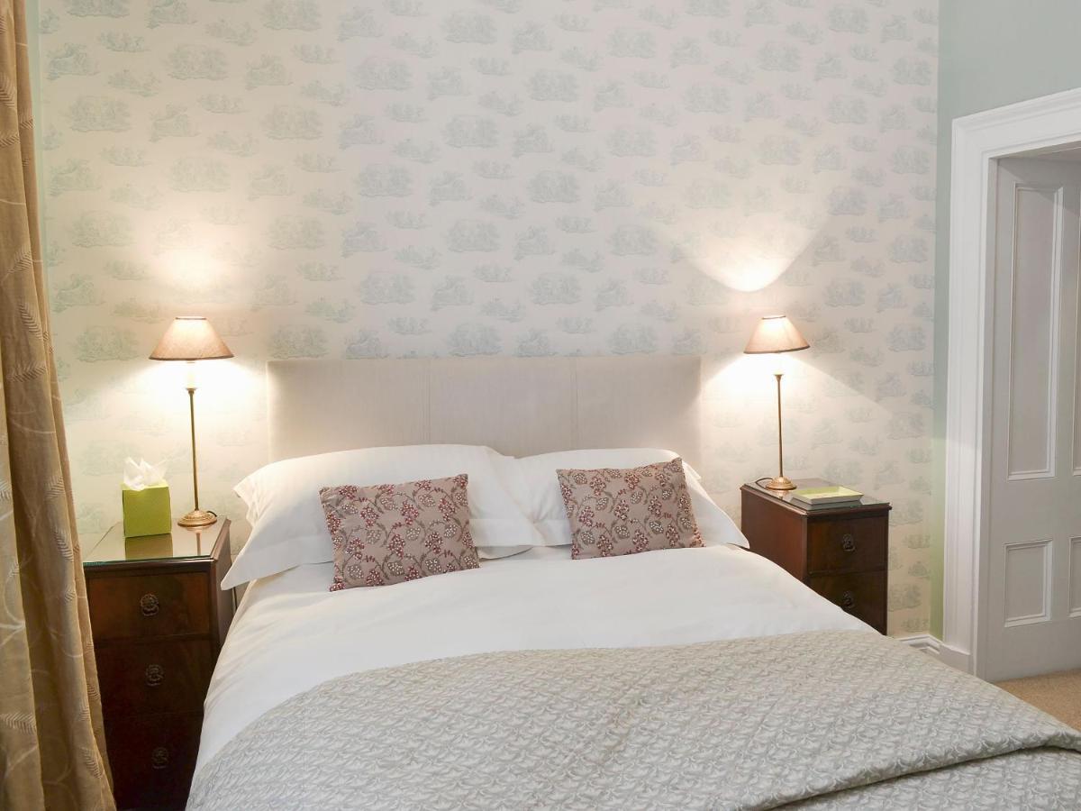Trinity House Villa Ulverston Esterno foto